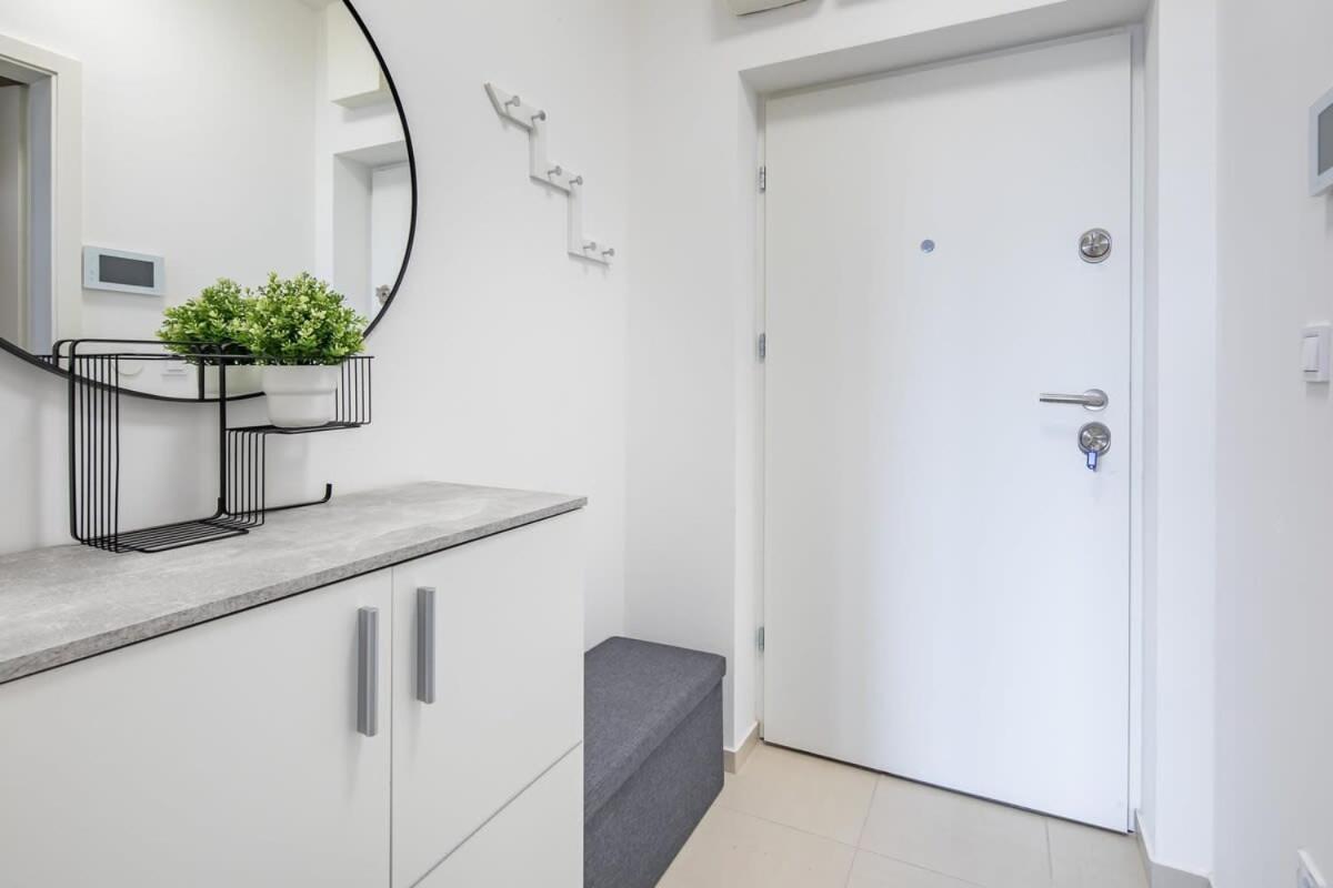 Central - New - Cozy Stay Budapest Exteriör bild