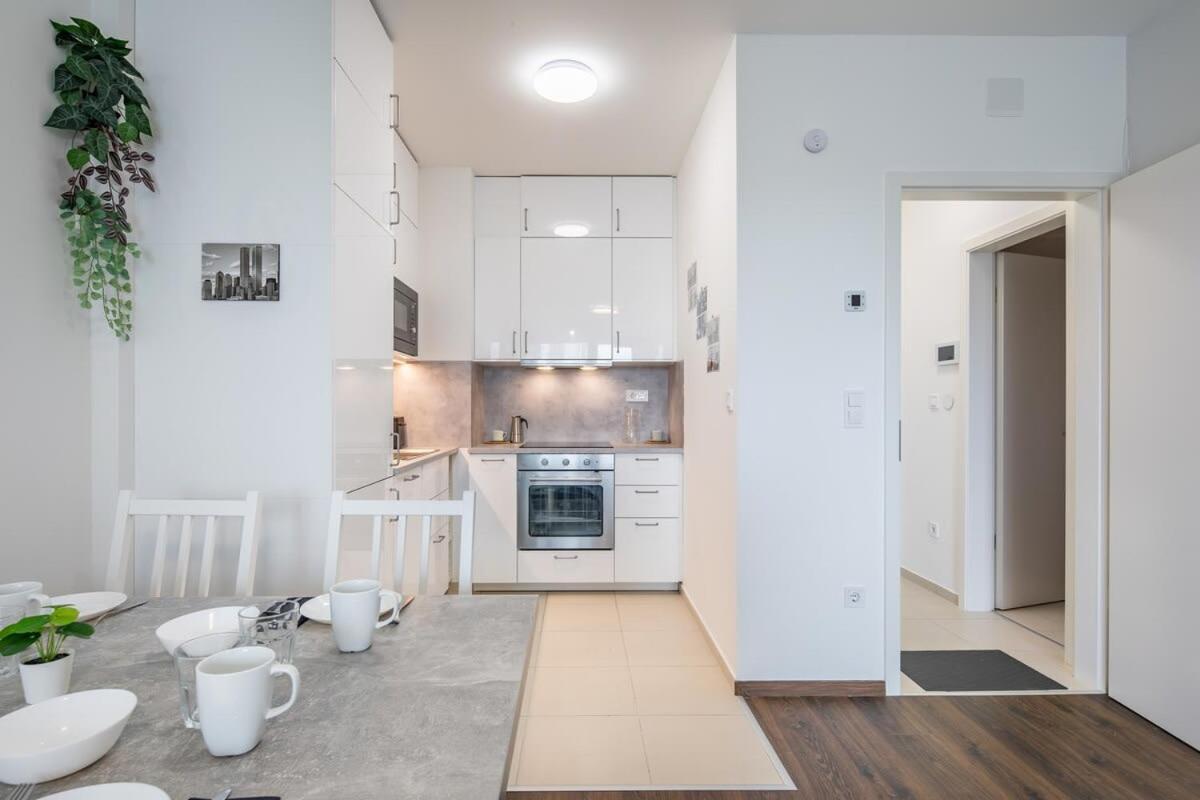 Central - New - Cozy Stay Budapest Exteriör bild