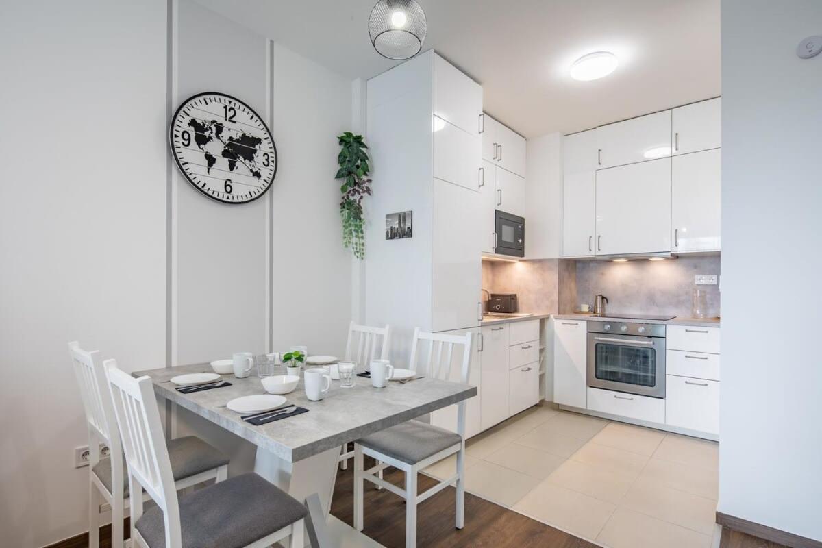 Central - New - Cozy Stay Budapest Exteriör bild